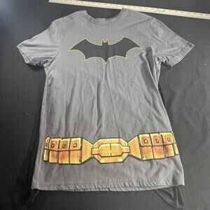 Men's Gray Batman Graphic T-Shirt with Removable Black Cape S DC Comics